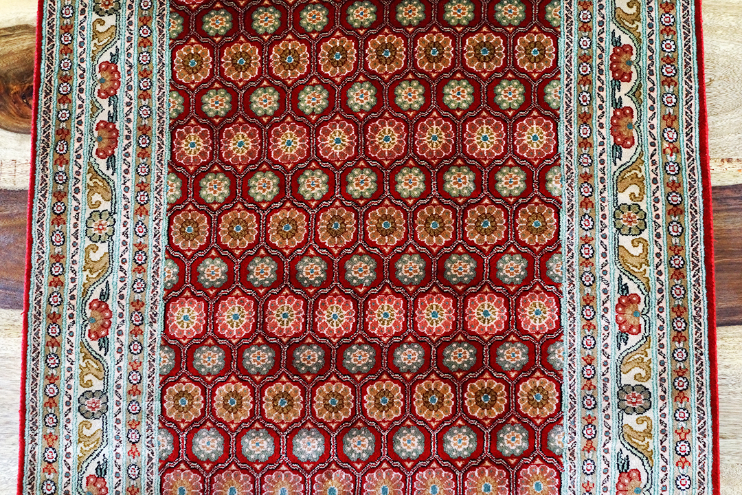 伊朗，东方丝绸地毯