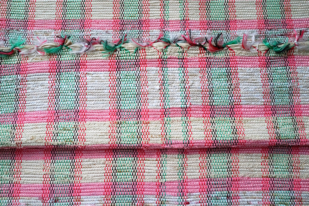 Russie, Tapis Adorné