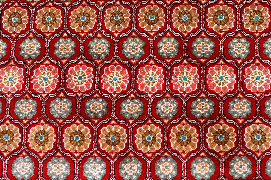 伊朗，东方丝绸地毯