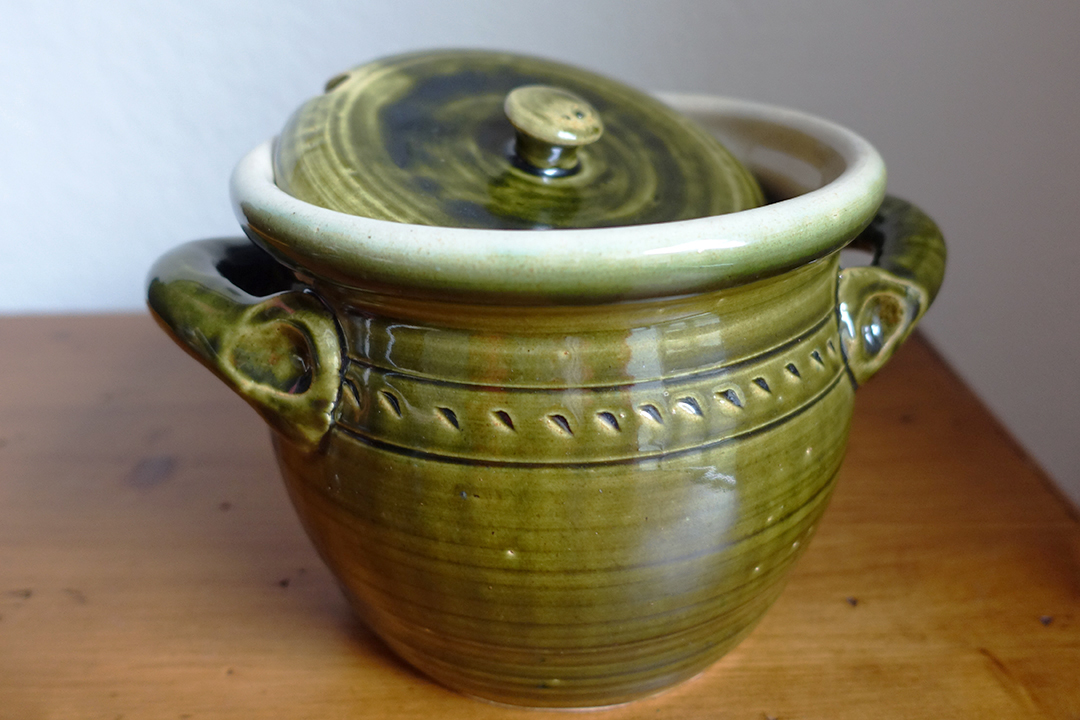 Polska, Ceramiczne Naczynie