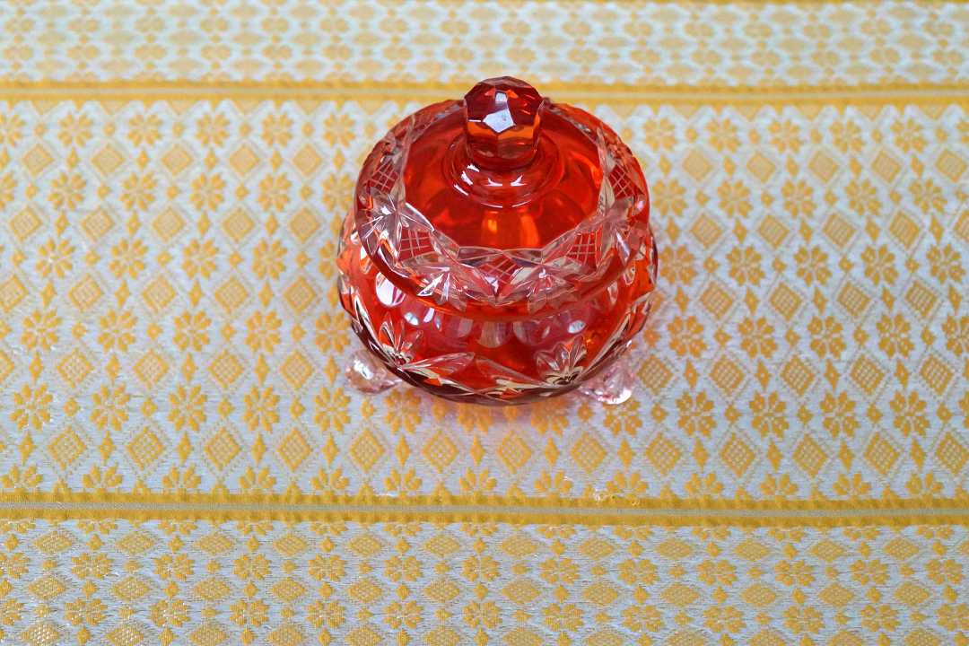 波兰, 橙色水晶碗