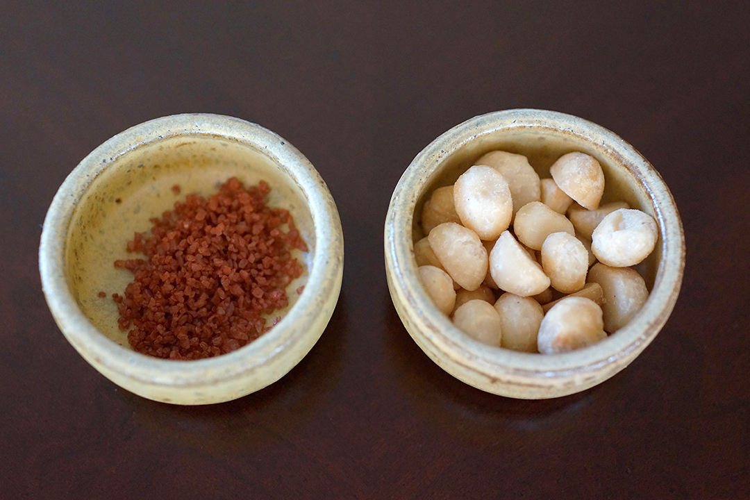 Red Alaea Sea Salt, Macadamia Nuts