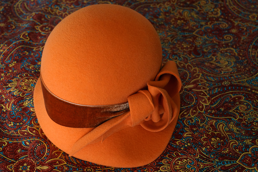 波兰, 橙色毡帽