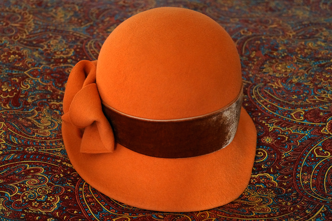 波兰, 橙色毡帽