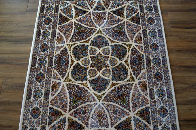 Iran, Brązowy Perski Dywan