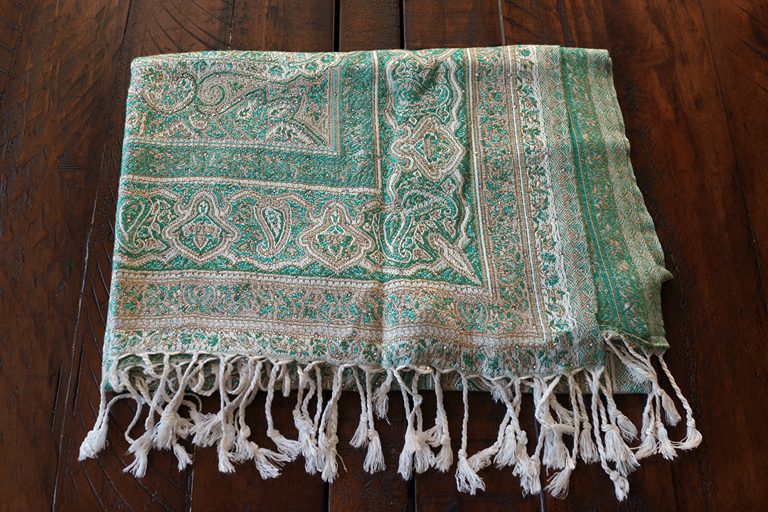 India, Green Shawl