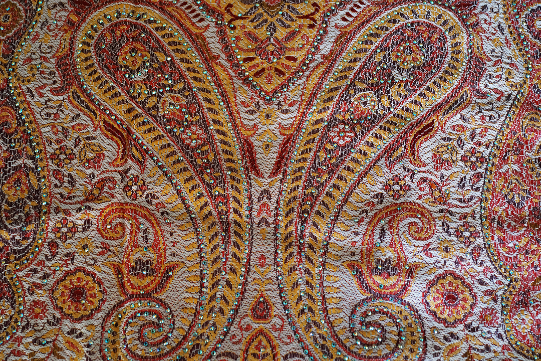 Inde, Châle en Pashmina Rose